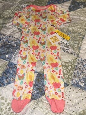 Jane Marie Baby Girls Size 12 months New with Tags Footed Romper Sleeper Rodeo